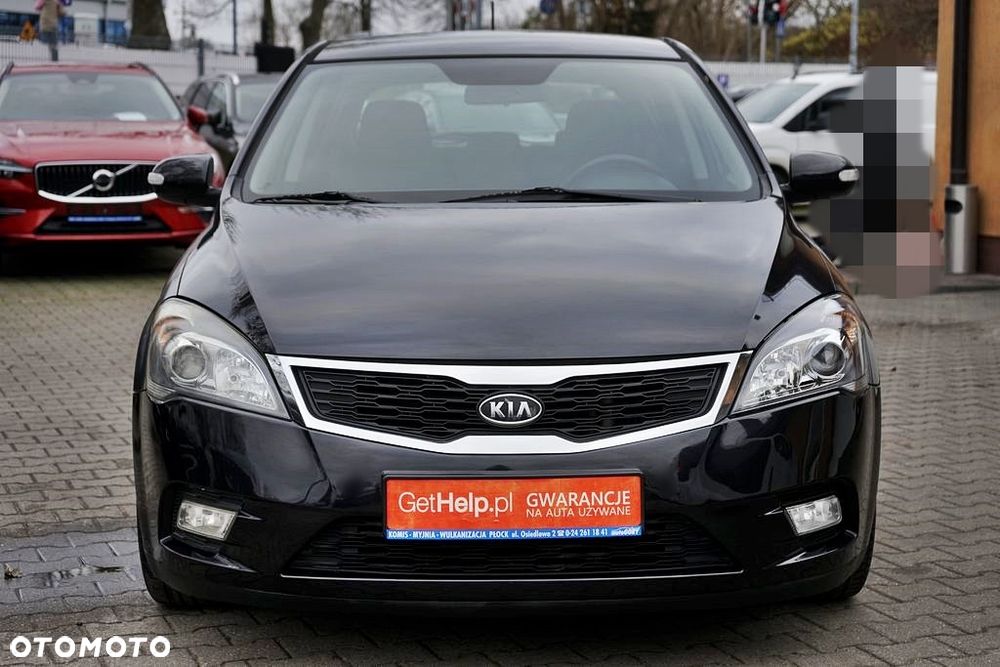 Kia Ceed 1.6 CRDi 90 ISG Spirit - 11