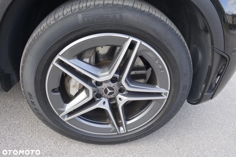 Mercedes-Benz GLC 300 e 4-Matic Business Edition - 8