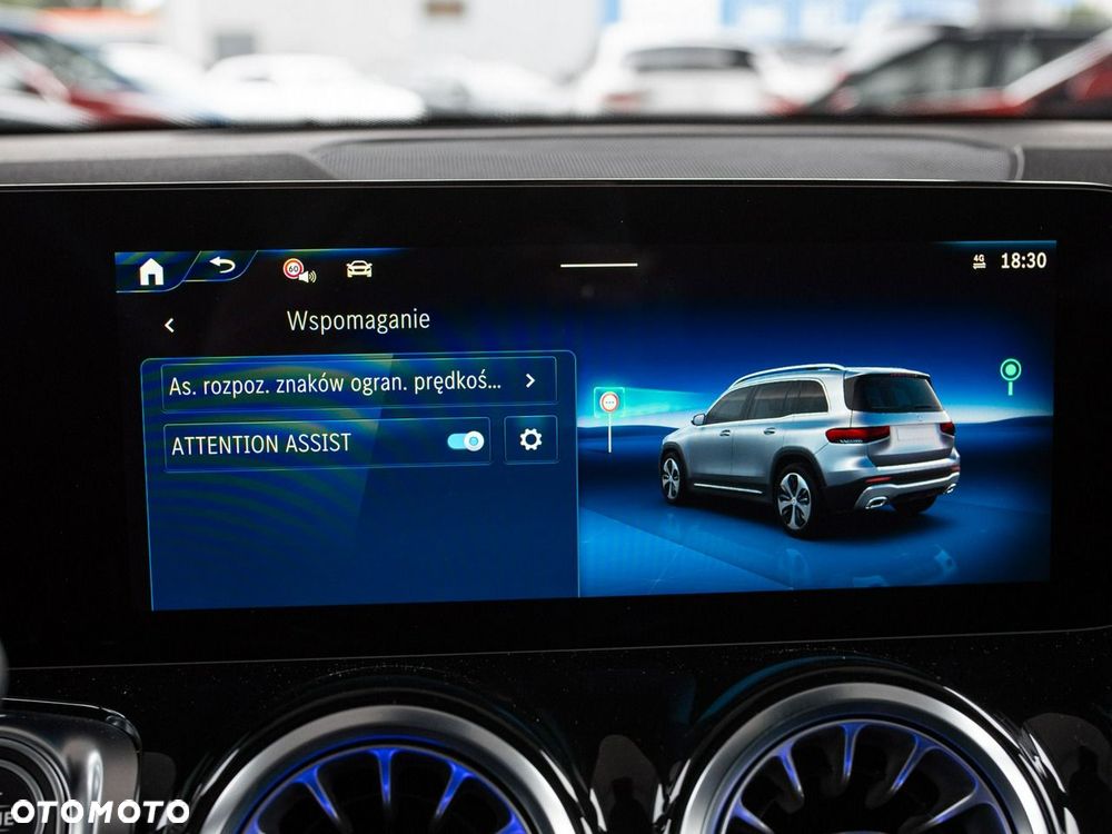 Mercedes-Benz GLB - 23