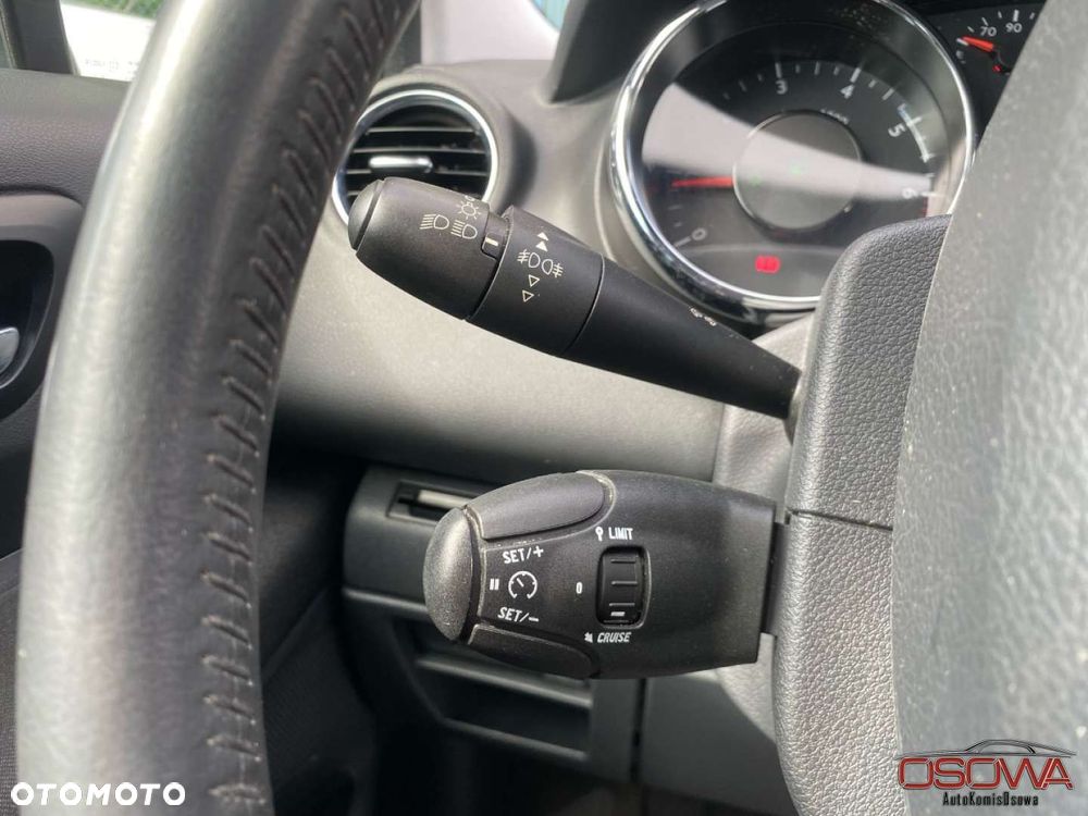 Peugeot 3008 155 THP Automatik Active - 32