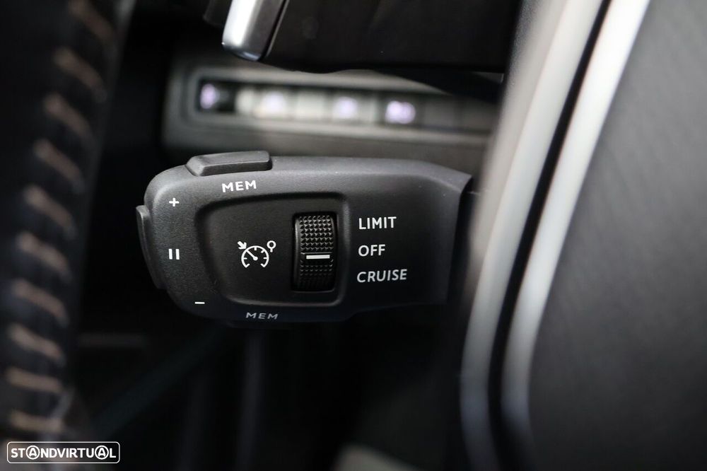 Peugeot 3008 1.6 Hybrid Allure Pack e-EAT8 - 15