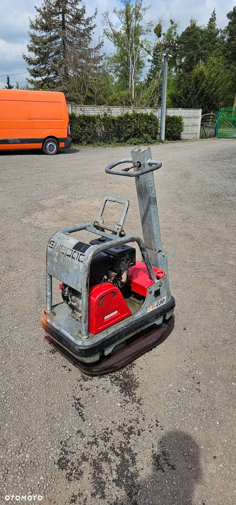 Zagęszczarka gruntu Swepac Honda wacker fb230 - 3