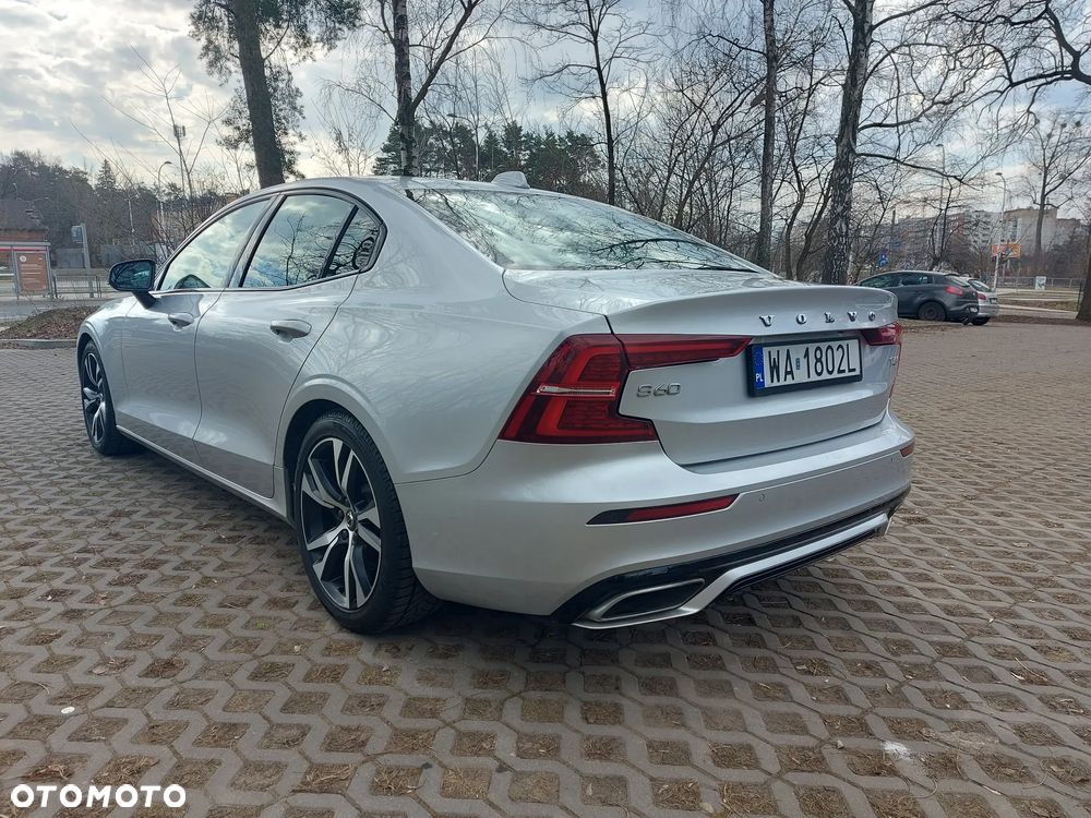 Volvo S60 T4 R-Design - 18