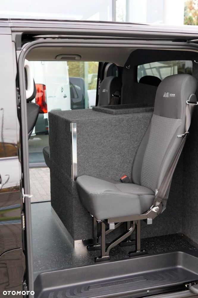 Mercedes-Benz VITO - 22