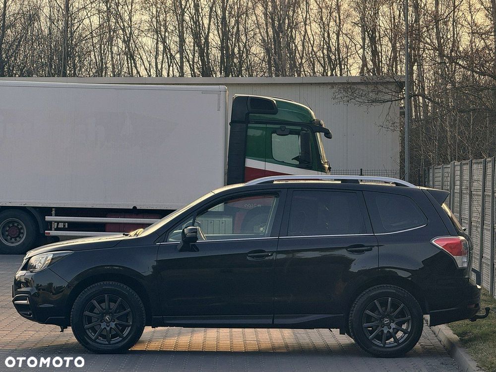 Subaru Forester 2.0 D Exclusive - 25