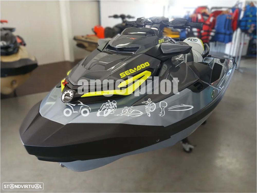 Sea-Doo Sea-Doo RXT-X RS 325 com colunas - 2