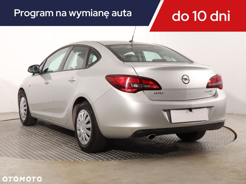 Opel Astra - 6