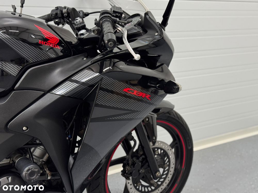 Honda CBR - 10