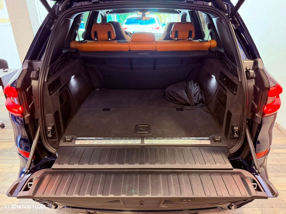 BMW X5 45 e xDrive Pack M - 41