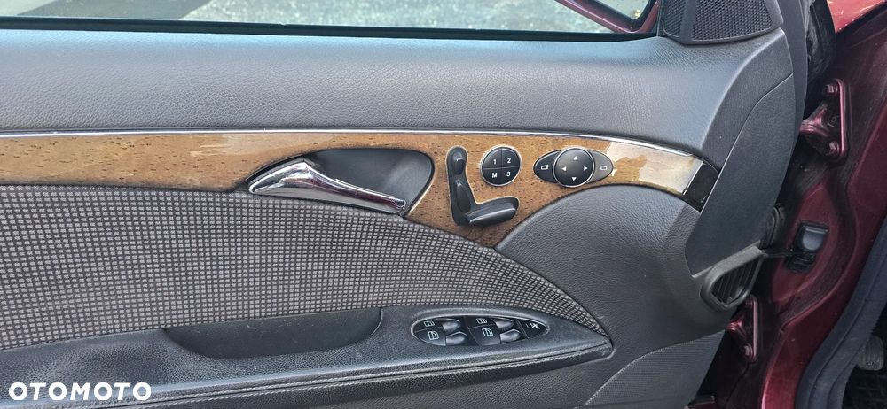 Mercedes-Benz Klasa E 320 CDI T Avantgarde - 9