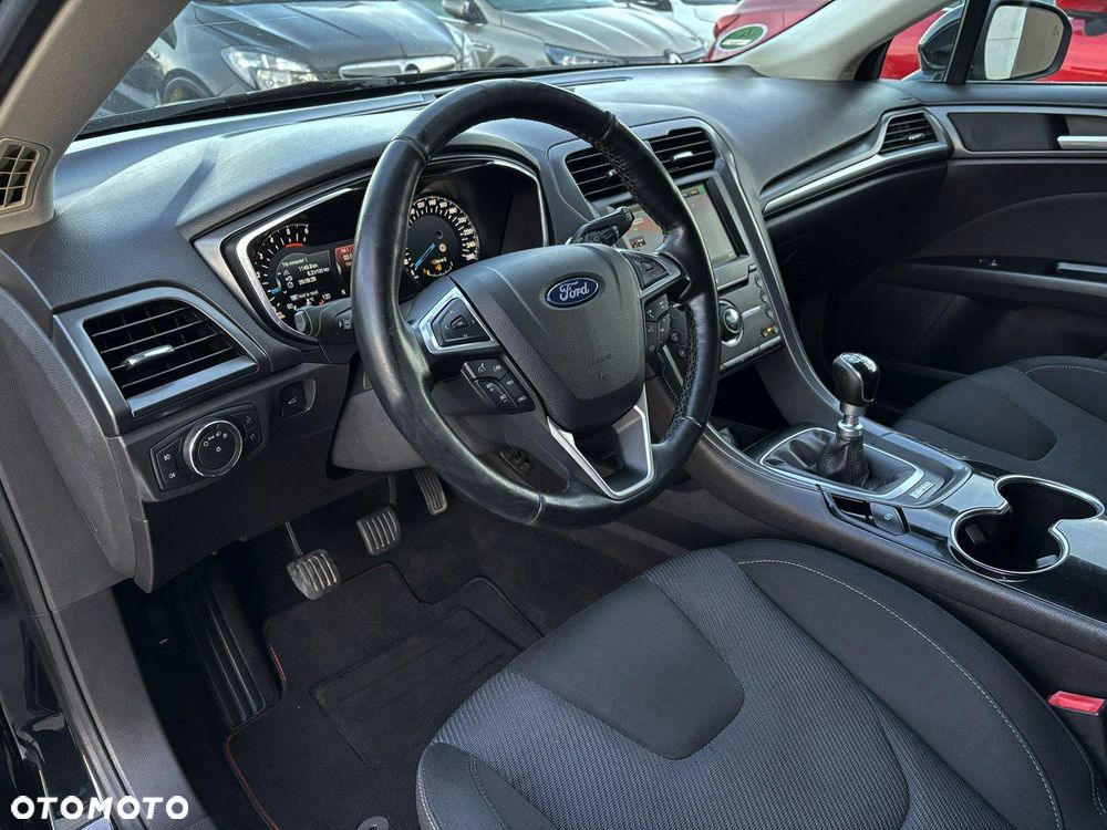 Ford Mondeo - 14