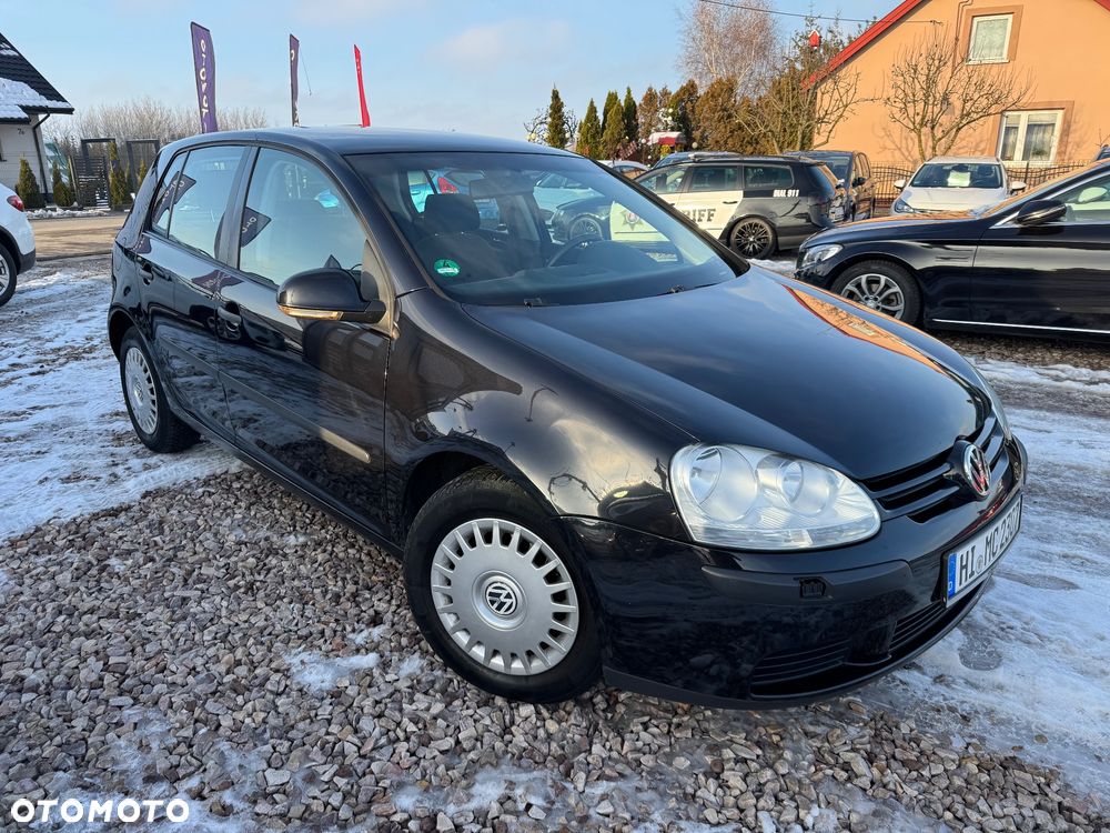 Volkswagen Golf - 22