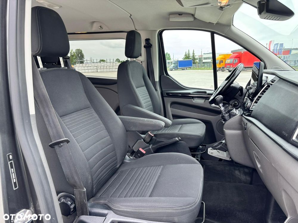 Ford Transit Custom 290 L2H1 Limited - 19