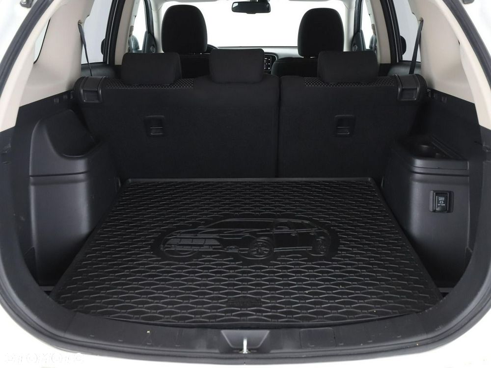 Mitsubishi Outlander 2.0 2WD - 21