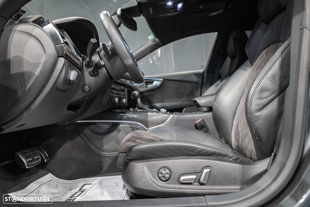 Audi RS7 Sportback 4.0 TFSI quattro Tiptronic - 24