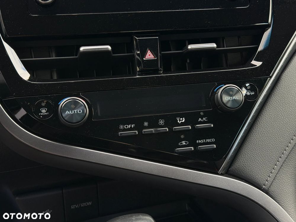 Toyota Camry 2.5 Hybrid Comfort CVT - 20