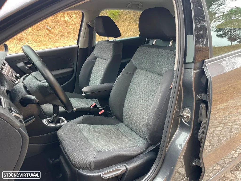 VW Polo 1.6 TDI Confortline BlueMotion - 22