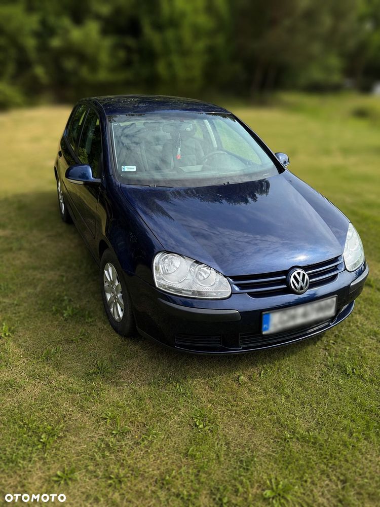 Volkswagen Golf - 1