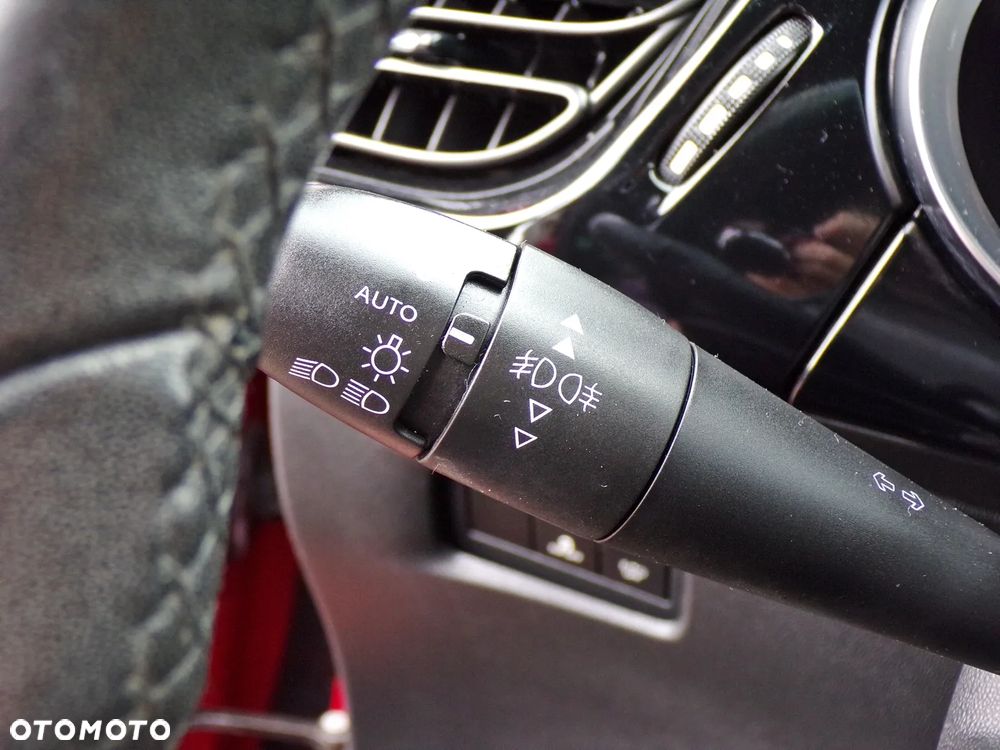 Citroën DS3 1.6 e-HDi SoChic - 19