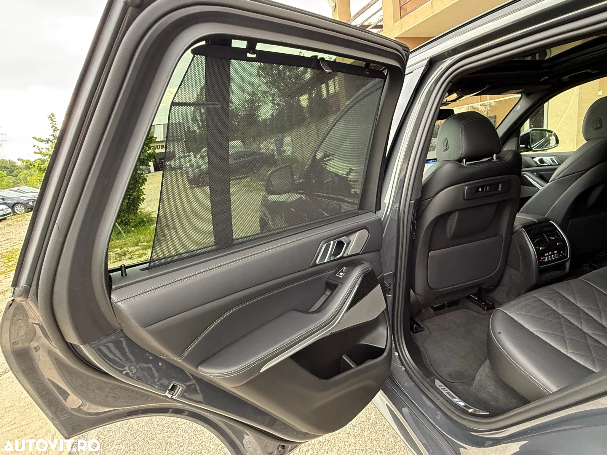 BMW X5 xDrive40d - 27