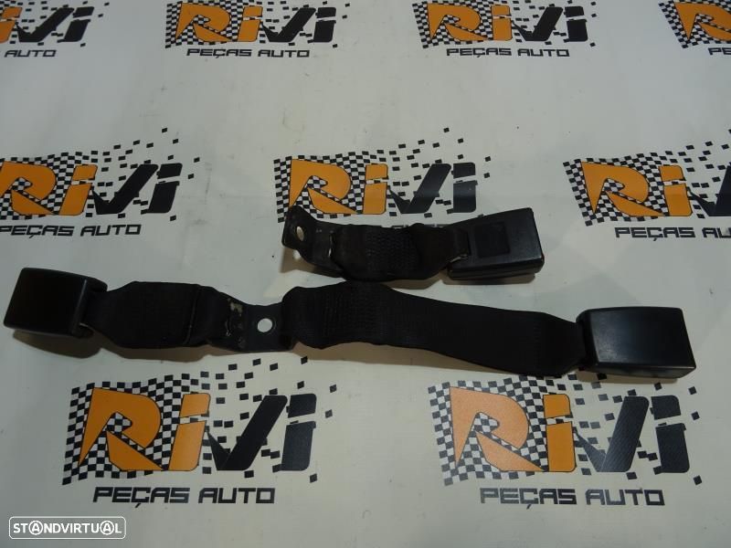 Encaixe De Cinto Traseiro Bmw 1 (E87)  Encaixe De Cinto Bmw Serie 1 E8 - 5
