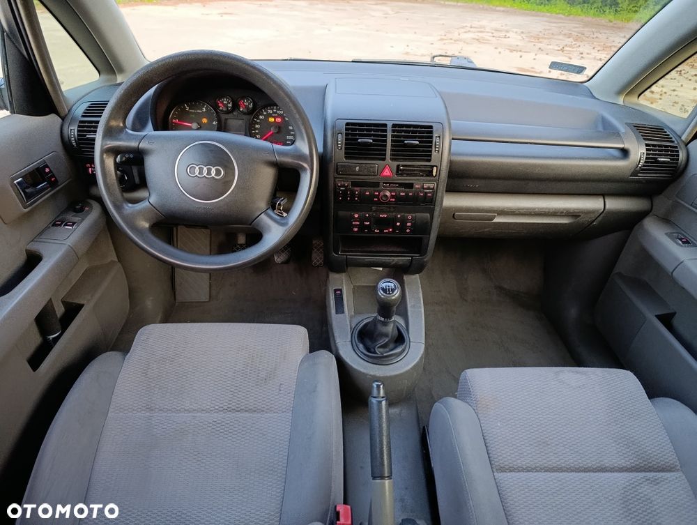 Audi A2 - 6