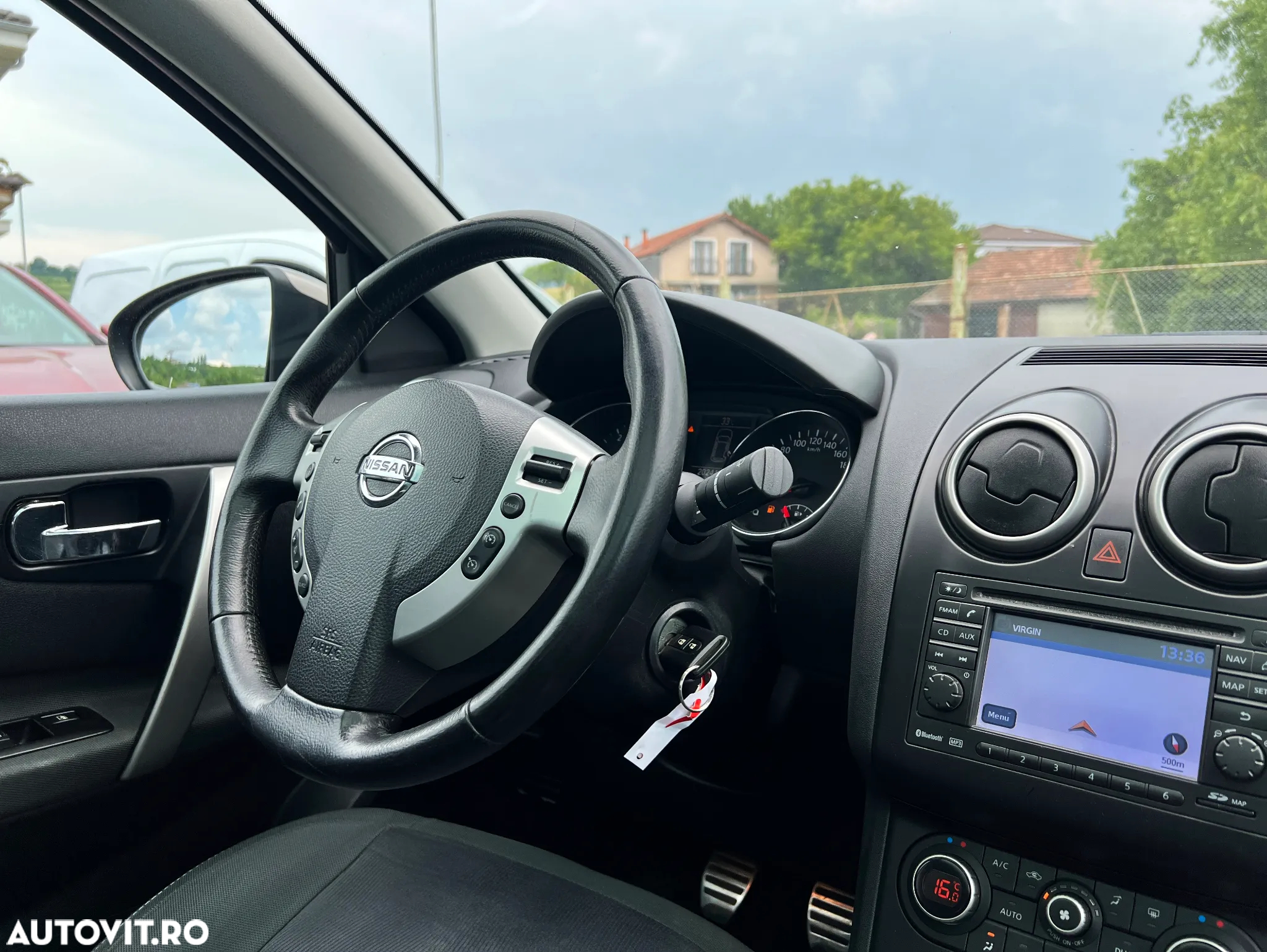 Nissan Qashqai 1.5 DCI TEKNA - 8