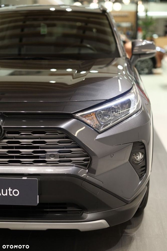 Toyota RAV4 - 14