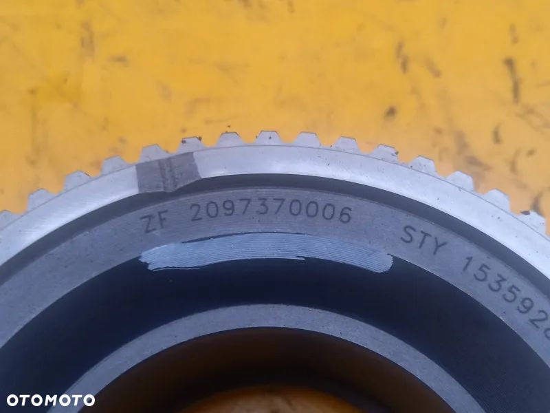 Elementy sprzęgła KV skrzyni biegów ZF S-Matic Deutz Fahr Agrotron 7250 TTV - 7