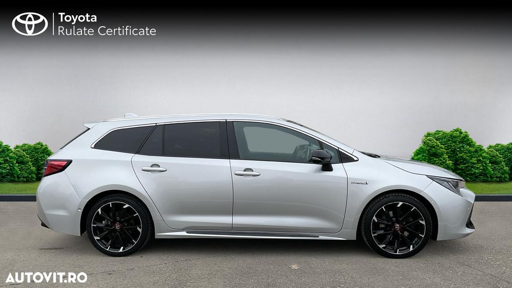 Toyota Corolla 2.0 HSD Exclusive Plus GR Sport Bi-Tone - 3