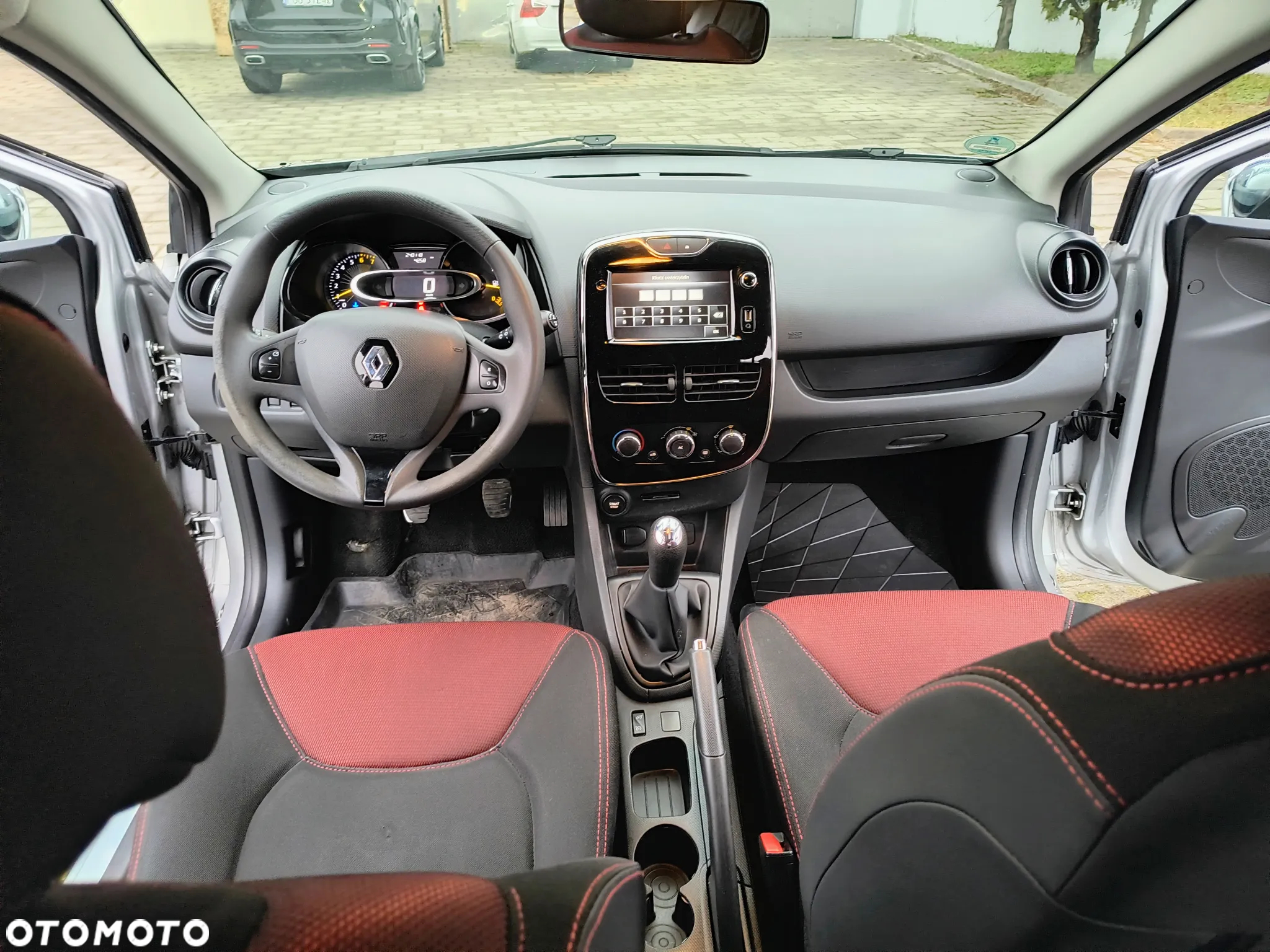 Renault Clio - 5