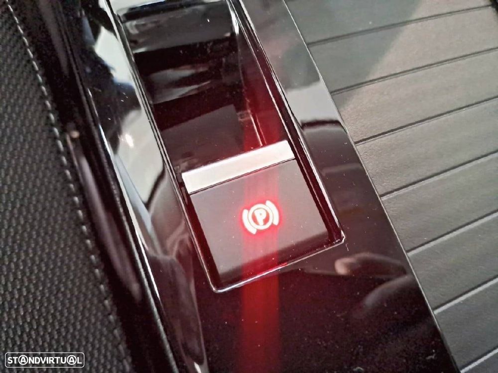 Citroën C4 1.2 Hybrid Plus e-DSC6 - 24