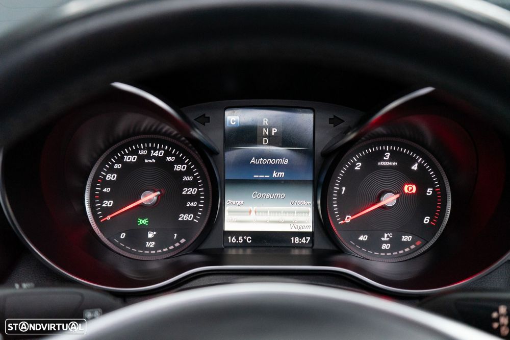 Mercedes-Benz C 220 d Aut. - 38