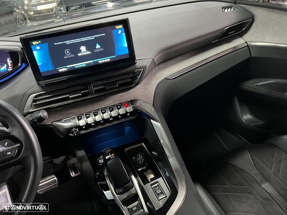 Peugeot 3008 1.6 Hybrid GT Pack e-EAT8 - 26