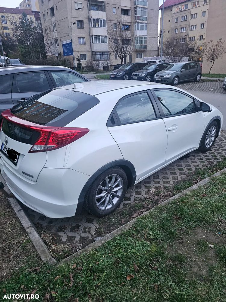 Honda Civic 1.6 i-DTEC MT S - 6