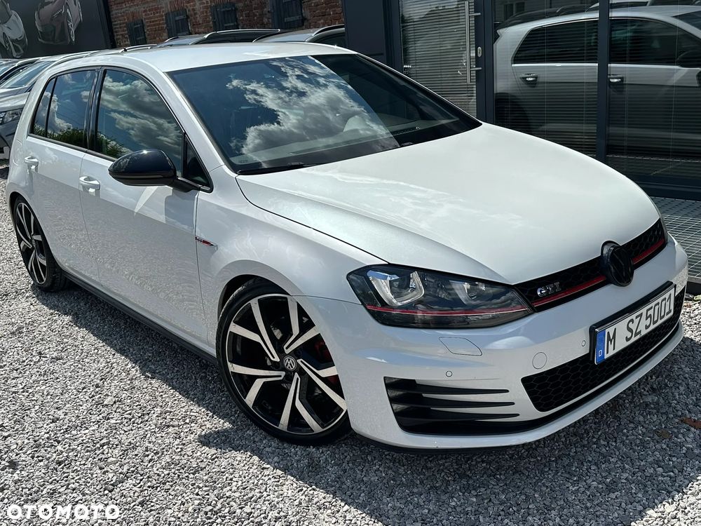 Volkswagen Golf GTI BlueMotion Technology DSG - 17