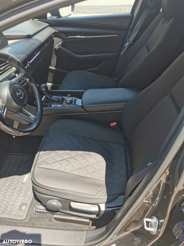 Mazda 3 G122 AT Plus - 12