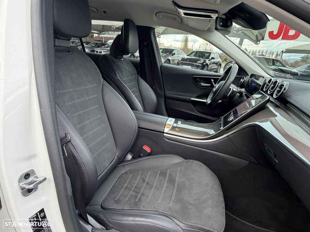 Mercedes-Benz C 300 e AMG Line - 12