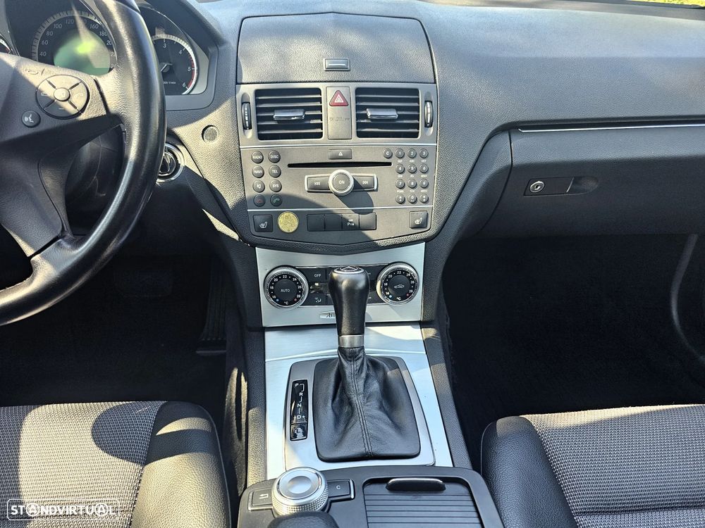 Mercedes-Benz C 220 Station CDI DPF Auto BlueEFFICIENCY Avantgarde - 29