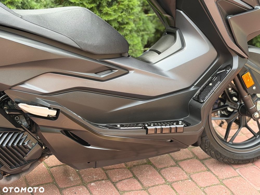 Honda NSS - 13