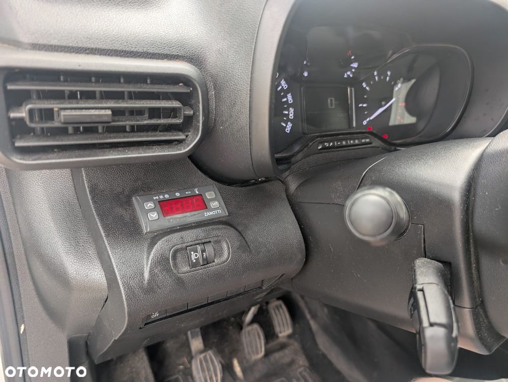 Toyota Proace City - 8