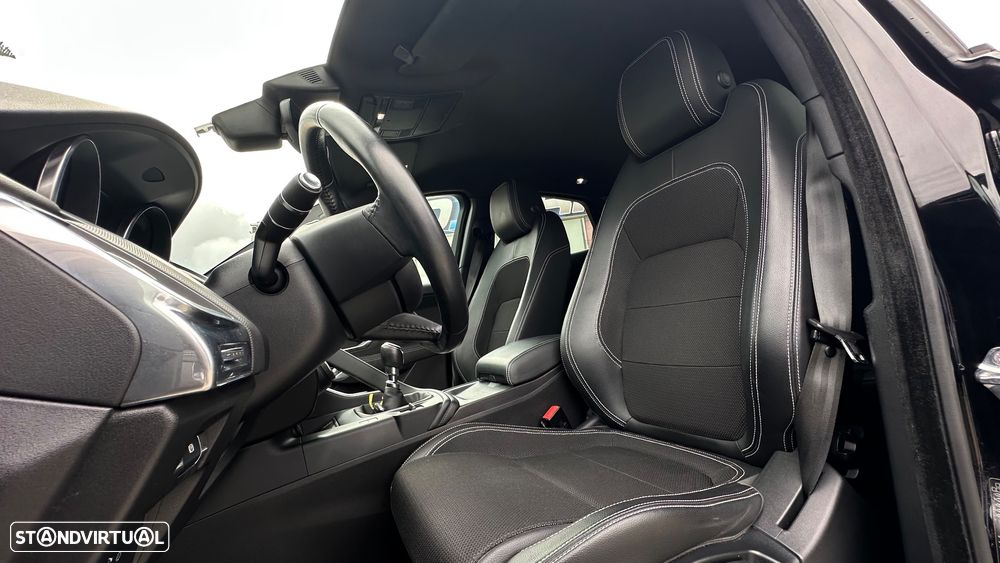 Jaguar E-Pace D150 R-Dynamic - 24