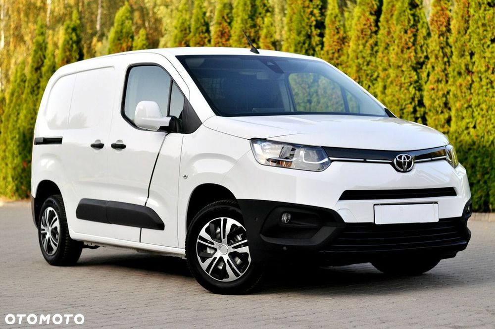 Toyota Proace City - 32