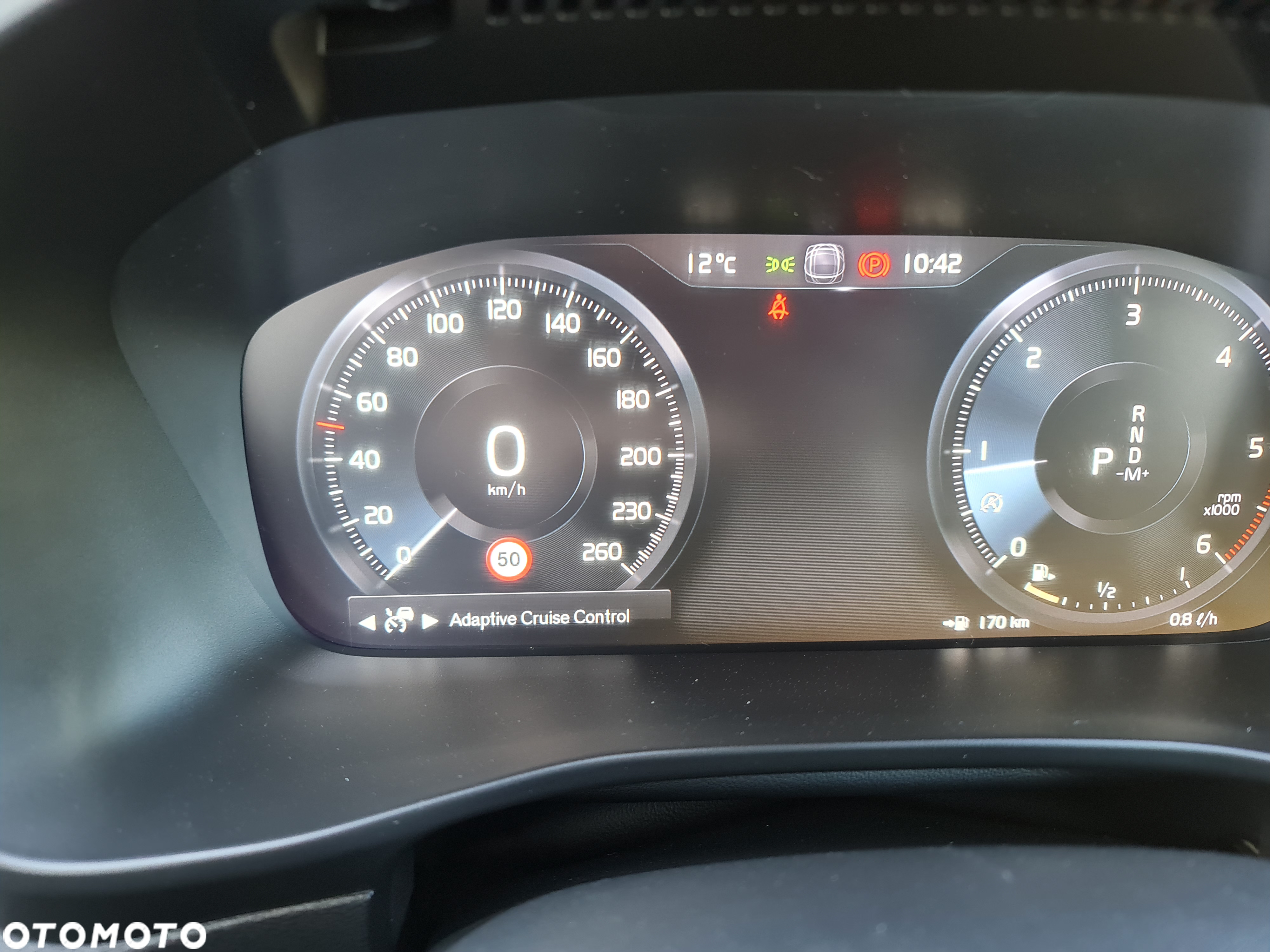 Volvo XC 40 D3 AWD Geartronic Momentum Pro - 22