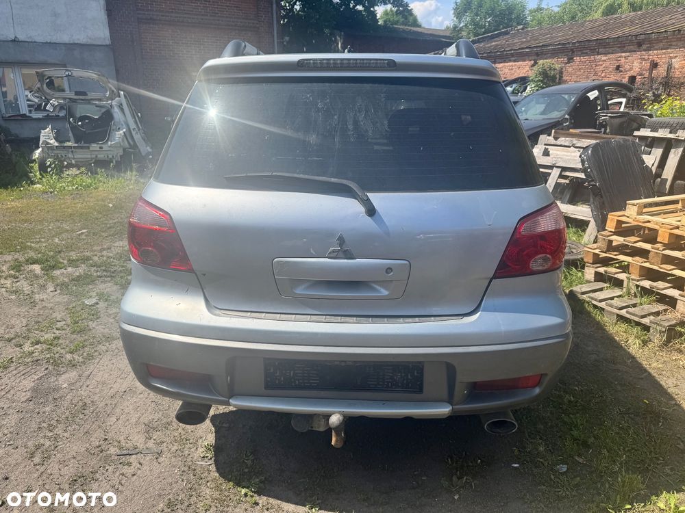 MITSUBISHI OUTLANDER I LIFT 03-06 A31 LAMPA TYL PRAWA LEWA  KLAPA ZDERZAK SZYBA BELKA - 2