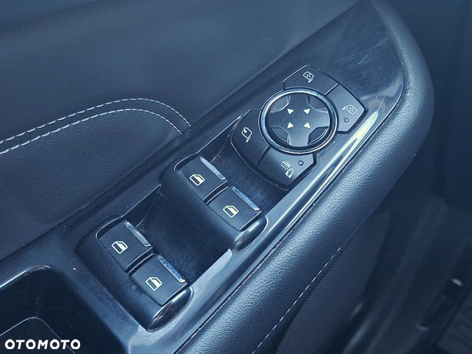 Ford Galaxy - 28