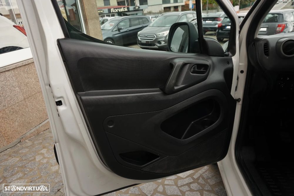 Citroën Berlingo Van Longa 1.6 HDI 3 Lugares - 9