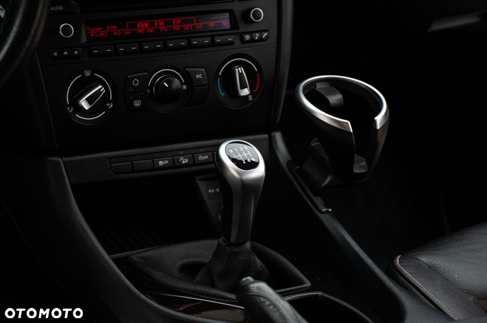 BMW X1 xDrive18d xLine - 27