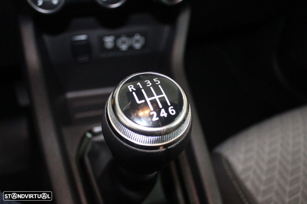 Renault Clio 1.0 TCe Limited Bi-Fuel - 22