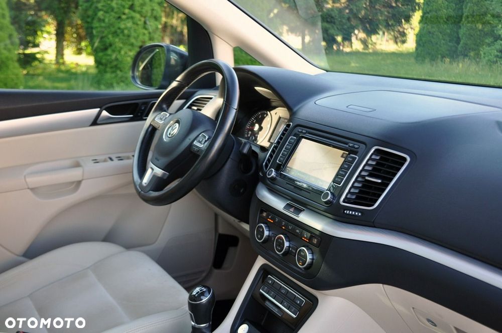 Volkswagen Sharan - 18